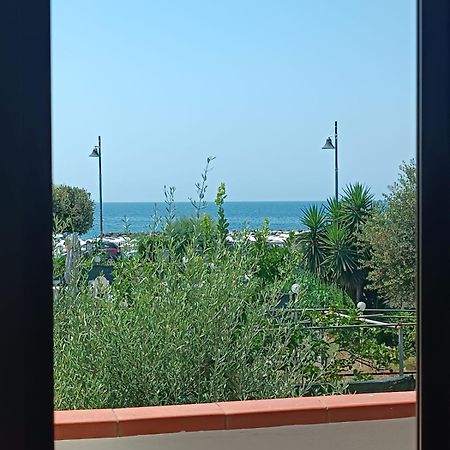 Profumo Di Mare Hotel Formia Exterior photo